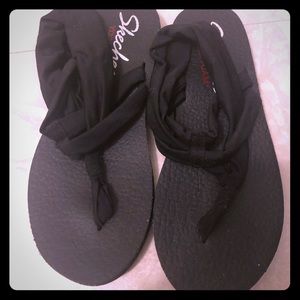 Brand new sketchers yoga shoes